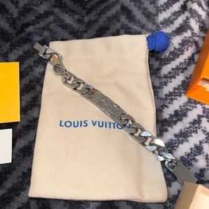 LV Chain Bracelet